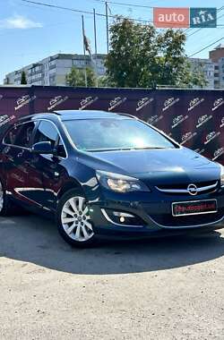 Opel Astra 2014