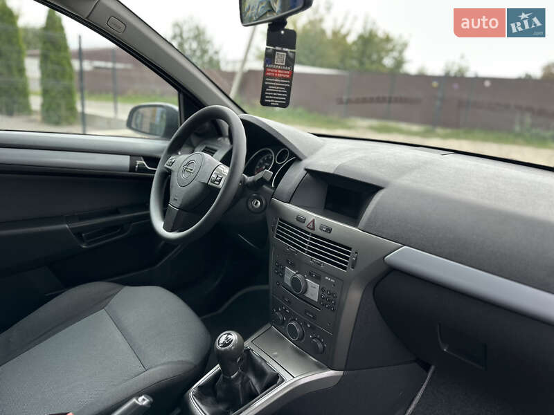 Універсал Opel Astra 2006 в Вінниці