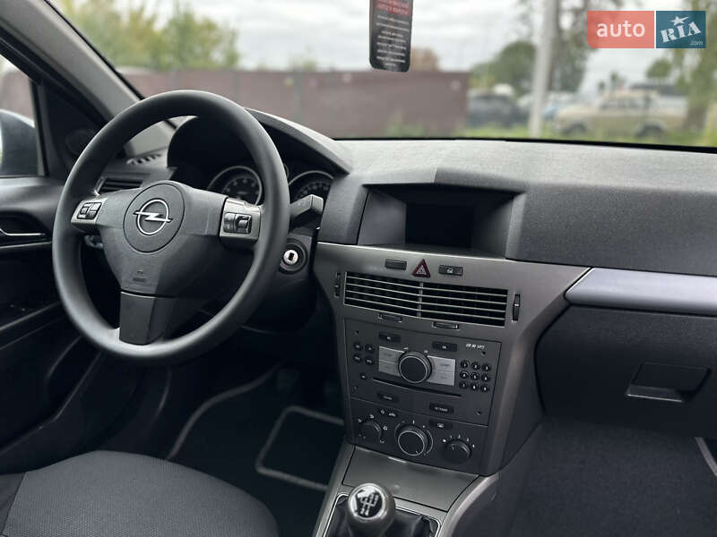 Універсал Opel Astra 2006 в Вінниці