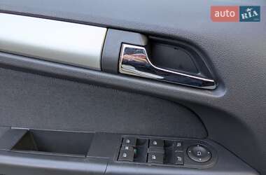 Хэтчбек Opel Astra 2009 в 