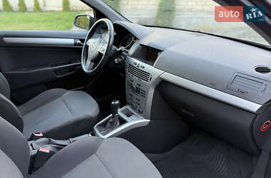 Универсал Opel Astra 2009 в 