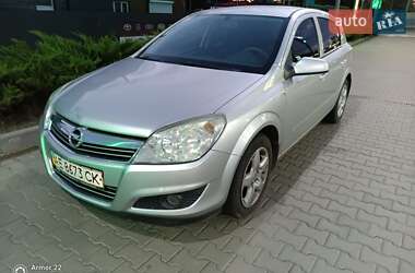 Opel Astra 2008