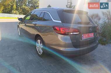 Универсал Opel Astra 2018 в 
