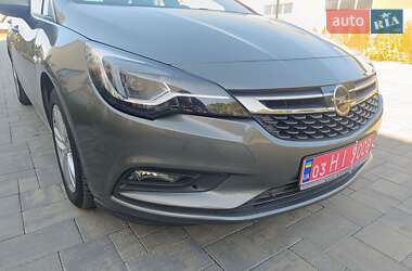 Универсал Opel Astra 2018 в 
