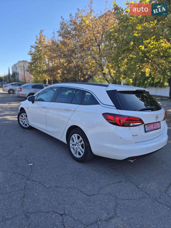 Универсал Opel Astra 2016 в Кривом Роге