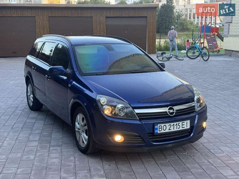 Универсал Opel Astra 2006 в 
