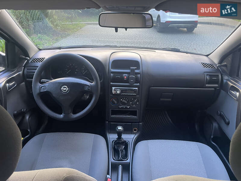 Седан Opel Astra 2007 в Львові фото 15 Седан Opel Astra 2007 в Львові
