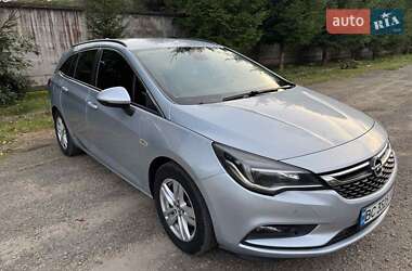 Универсал Opel Astra 2016 в 