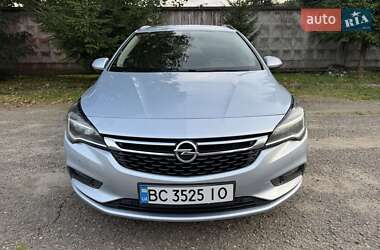 Универсал Opel Astra 2016 в 