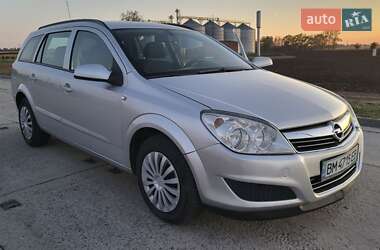 Универсал Opel Astra 2008 в Полтаве