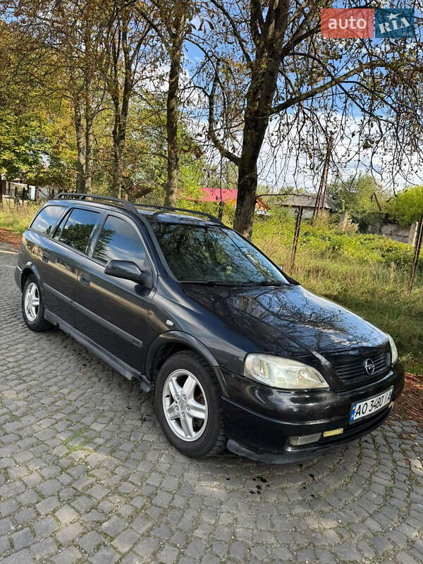 Универсал Opel Astra 2000 в Тячеве