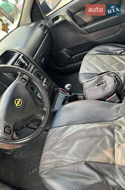 Универсал Opel Astra 2000 в 