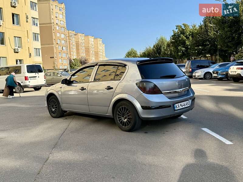 Хэтчбек Opel Astra 2006 в Киеве фото 8 Хэтчбек Opel Astra 2006 в Киеве
