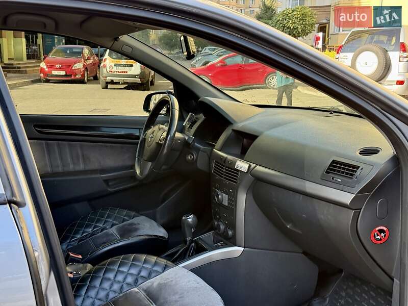 Хэтчбек Opel Astra 2006 в Киеве фото 20 Хэтчбек Opel Astra 2006 в Киеве