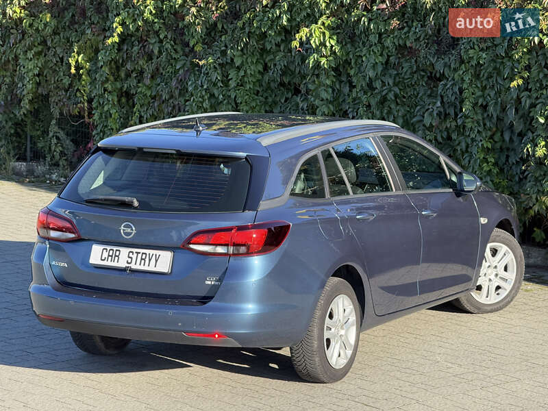 Универсал Opel Astra 2017 в Стрые