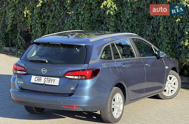 Универсал Opel Astra 2017 в 