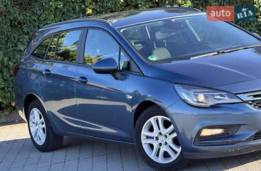 Универсал Opel Astra 2017 в 