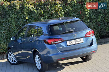 Универсал Opel Astra 2017 в 