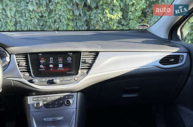 Универсал Opel Astra 2017 в 