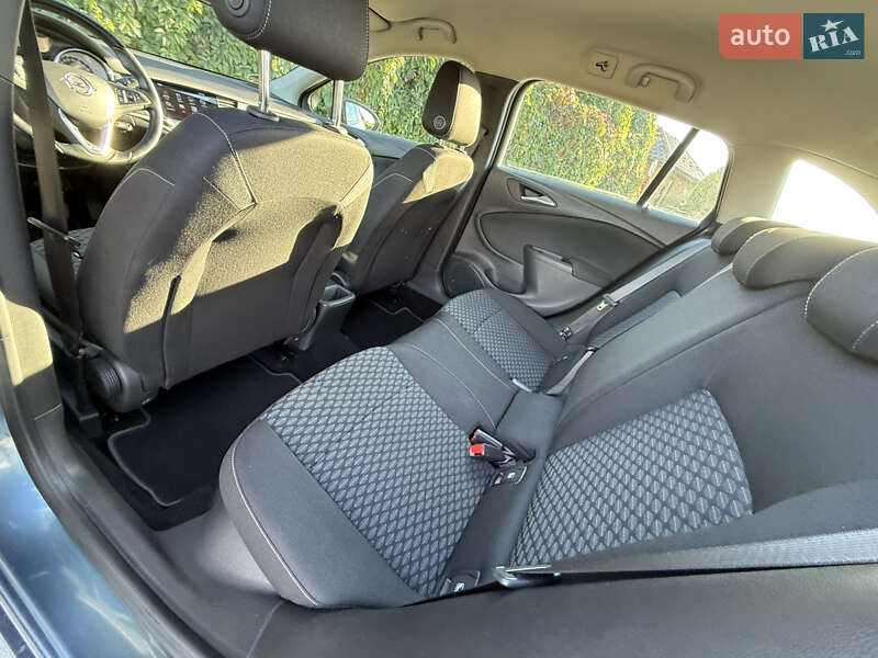 Универсал Opel Astra 2017 в Стрые