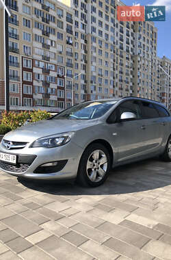 Opel Astra 2014