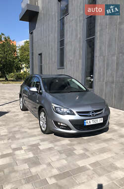 Универсал Opel Astra 2014 в 