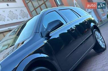 Универсал Opel Astra 2010 в 