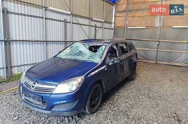 Универсал Opel Astra 2010 в Луцке