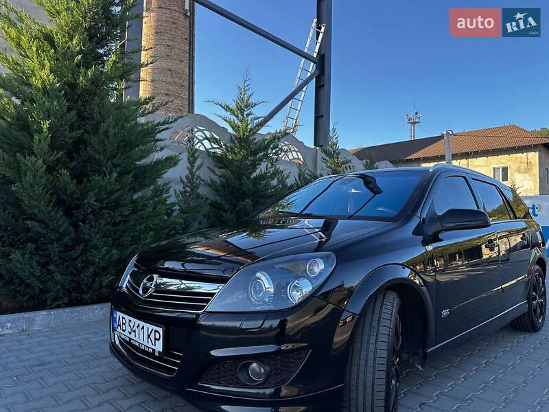 Универсал Opel Astra 2009 в Могилев-Подольске