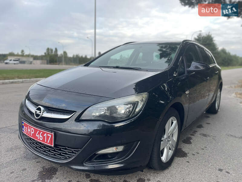 Универсал Opel Astra 2013 в Ковеле