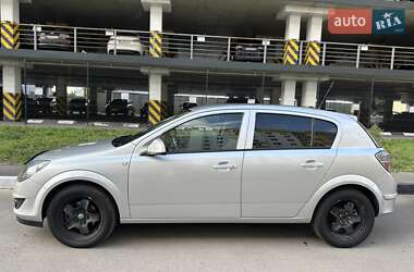 Хетчбек Opel Astra 2012 в Харкові