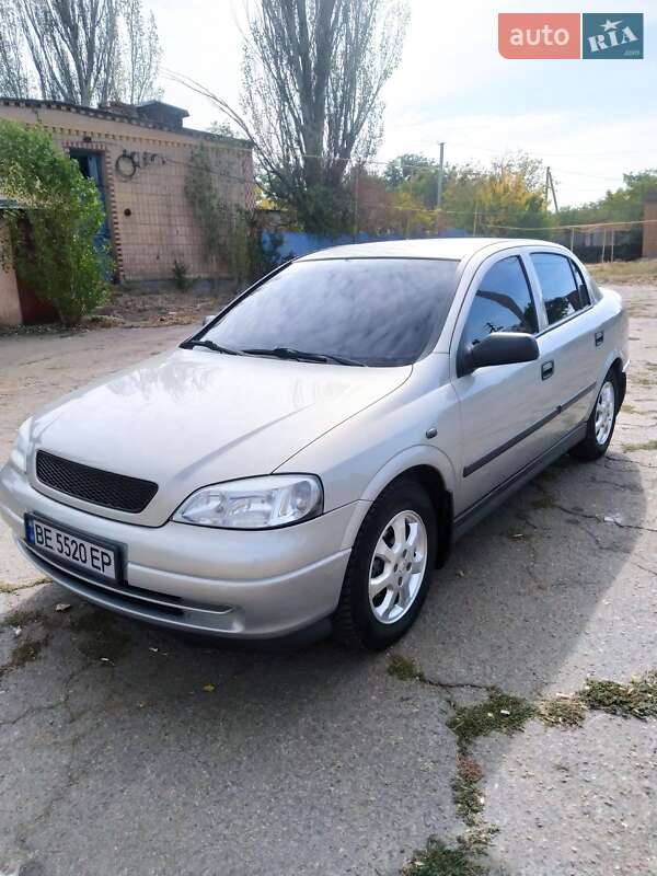 Opel Astra 2007
