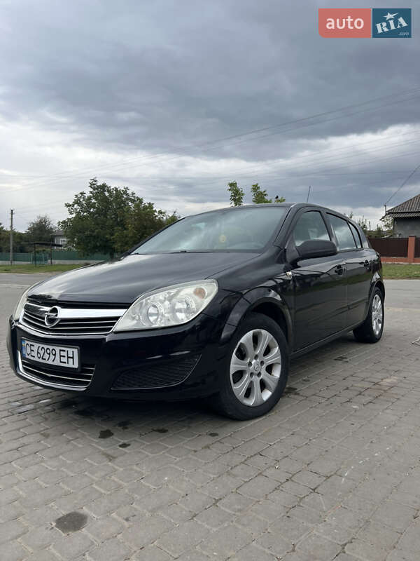 Хетчбек Opel Astra 2008 в Сокирянах