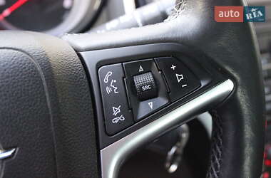 Универсал Opel Astra 2011 в 