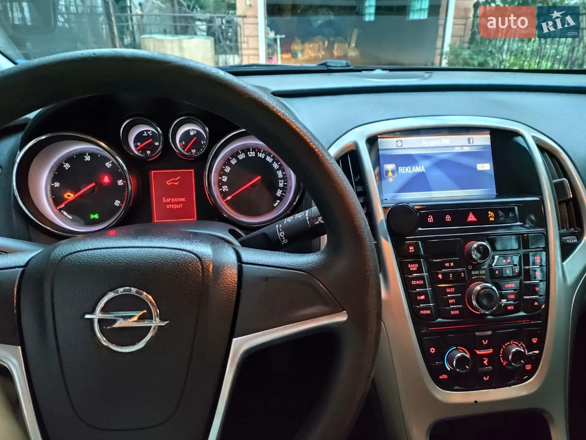 2012 Opel Astra - мініатюра 8