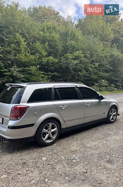 Универсал Opel Astra 2005 в 