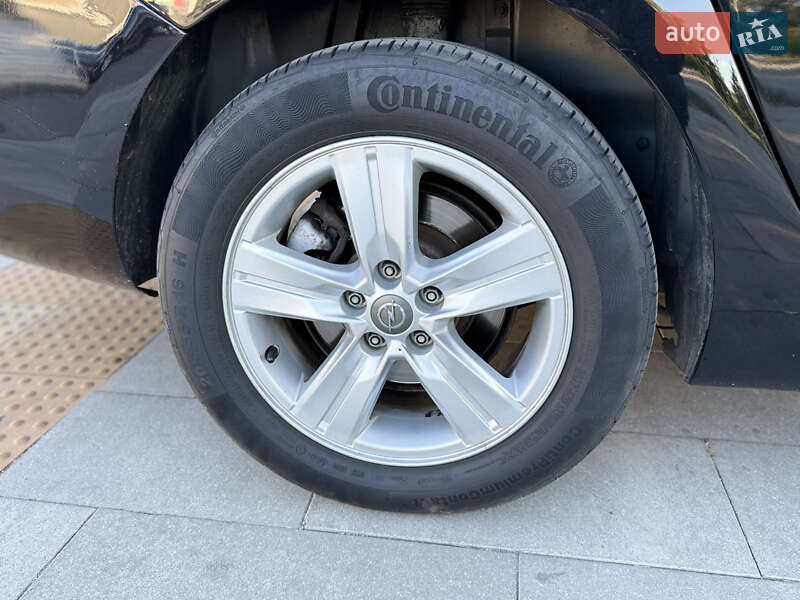 Универсал Opel Astra 2017 в Днепре