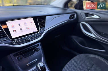 Универсал Opel Astra 2017 в 