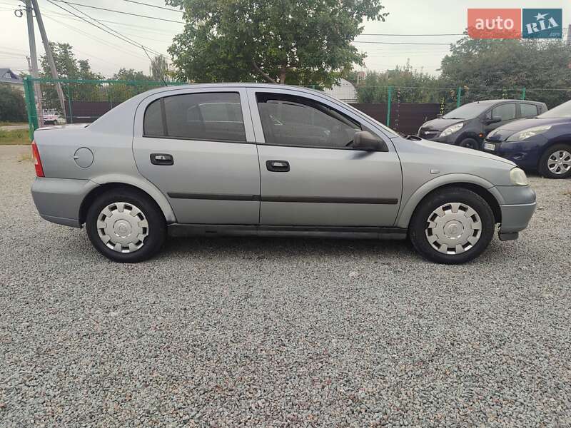 Opel Astra 2007