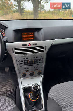 Универсал Opel Astra 2009 в 