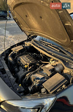 Универсал Opel Astra 2013 в 