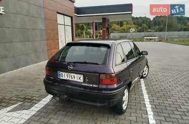 Хэтчбек Opel Astra 1995 в 