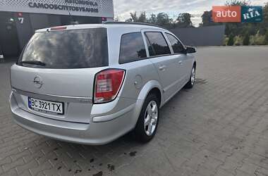 Универсал Opel Astra 2008 в 