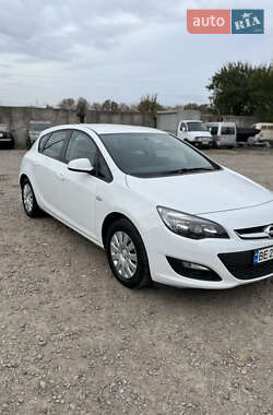 Opel Astra 2014