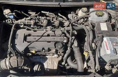 Универсал Opel Astra 2012 в 