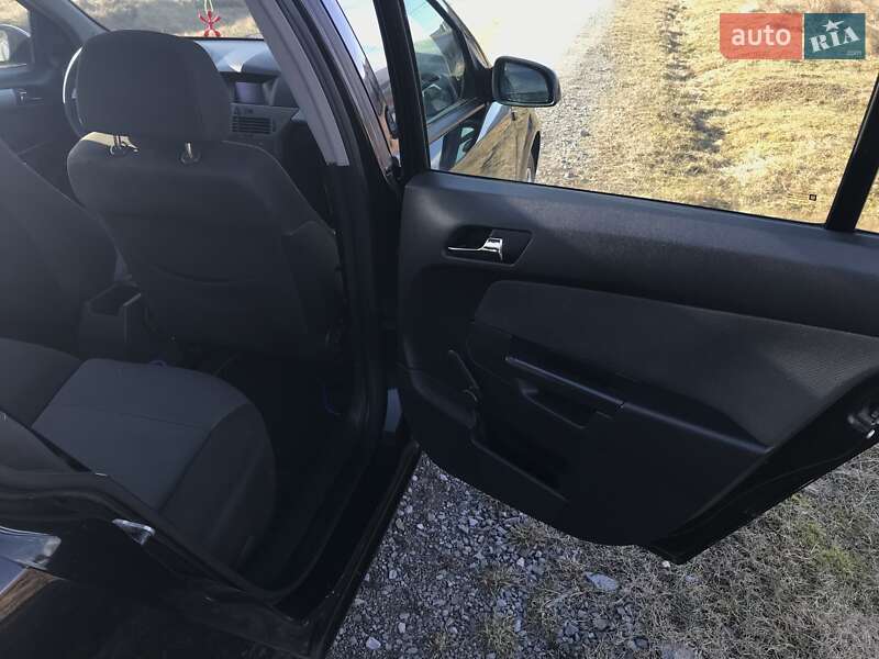 Универсал Opel Astra 2005 в Ужгороде фото 13 Универсал Opel Astra 2005 в Ужгороде