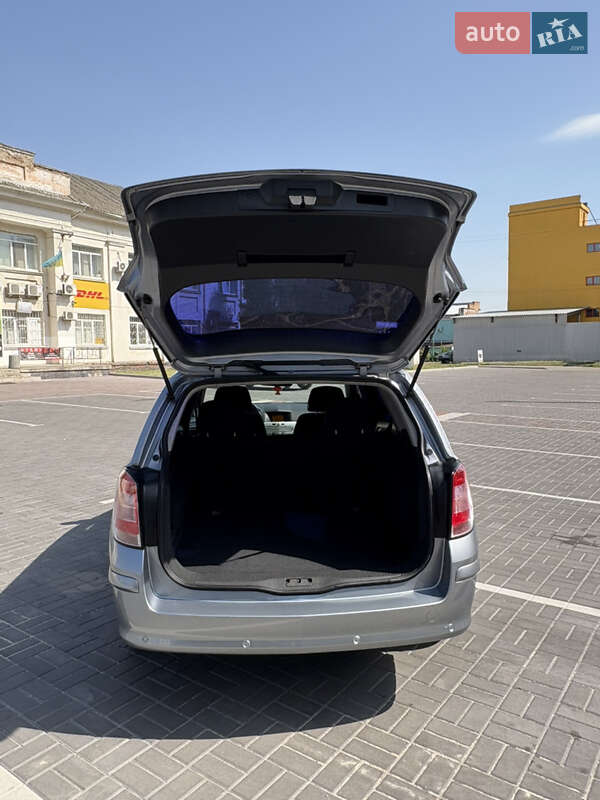 Универсал Opel Astra 2010 в Белой Церкви