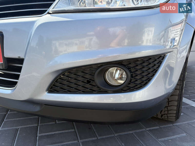 Универсал Opel Astra 2010 в Белой Церкви