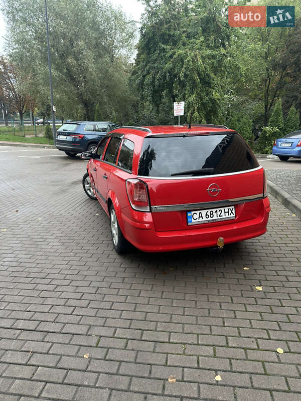 Универсал Opel Astra 2009 в Киеве