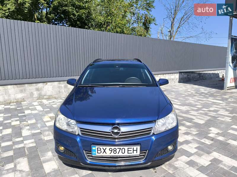 Универсал Opel Astra 2009 в Шепетовке